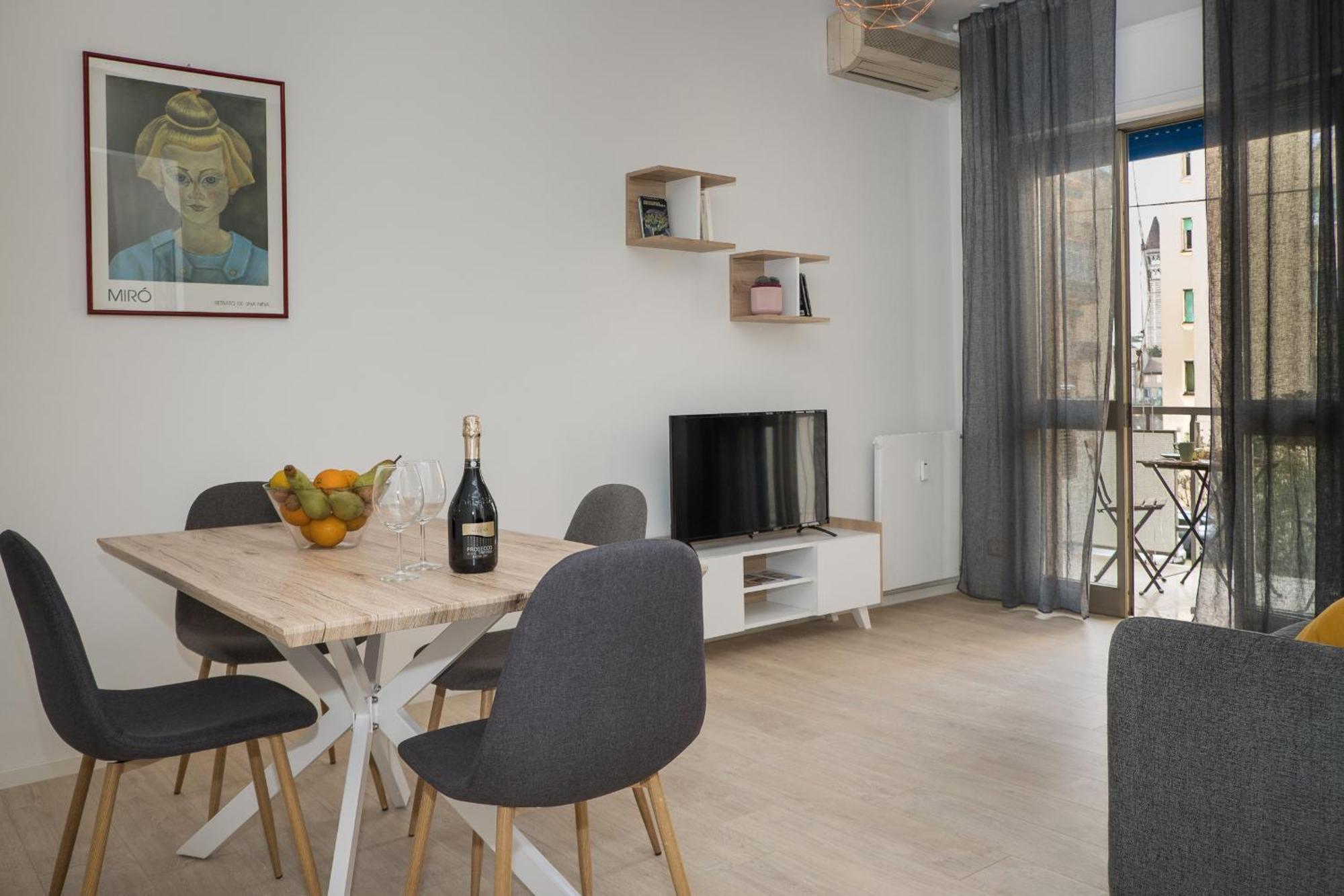 Flats4Rent Elisa Apartment Verona Ngoại thất bức ảnh